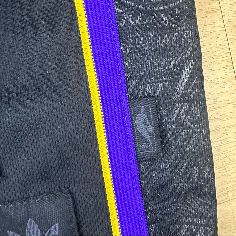 Adidas Kobe Bryant Jersey #24 Stitched Limited Edition Purple Size Mens Large - Picture 7 of 14